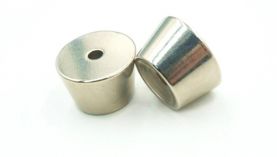 分析哈爾濱生產(chǎn)異形磁鐵的廠家少什么原因？「聚盛磁鐵」