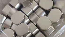 磁鐵兩種材質(zhì)價(jià)格不一樣怎么選擇？「聚盛磁鐵」