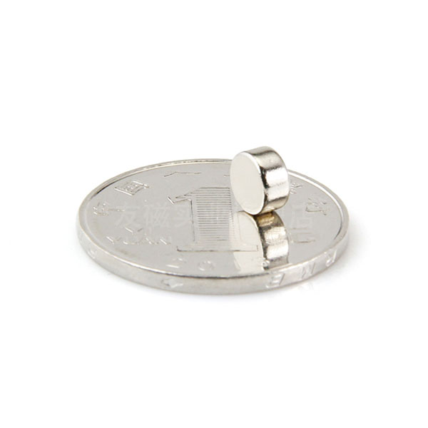 強(qiáng)力磁鐵