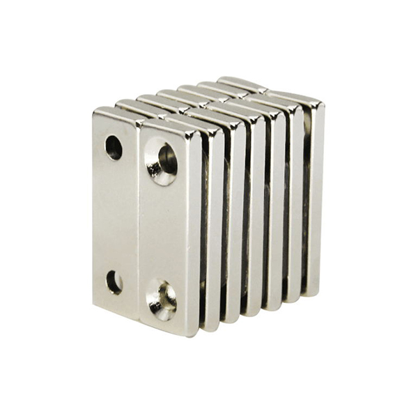 釹鐵硼強(qiáng)磁鐵廠(chǎng)家