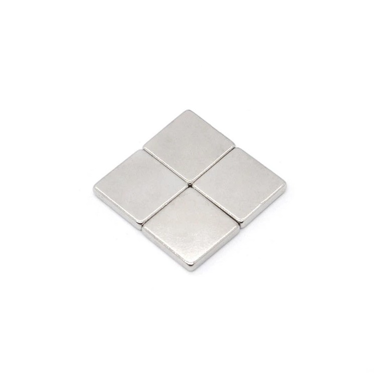 強(qiáng)力磁鐵